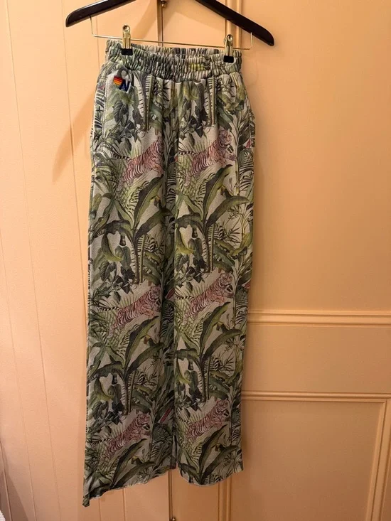 Aviator Nation Green Jungle Women's Sweatsuit - Picture 2 of 4